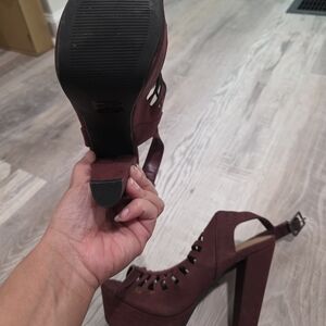 Elegant Burgundy Platform Heels
